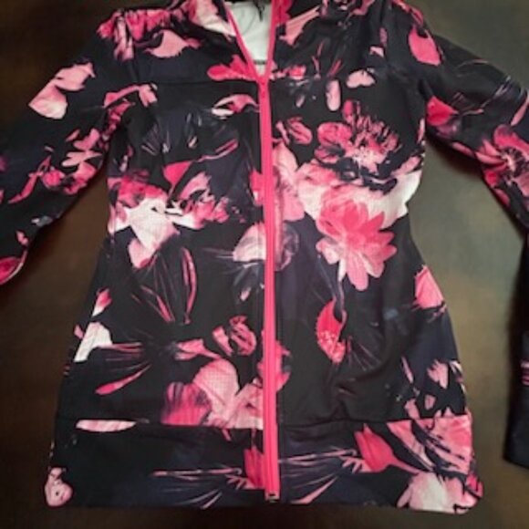 NWOT Energie Floral Shaping  Athletic Jacket Full Zip Front - Picture 6 of 10